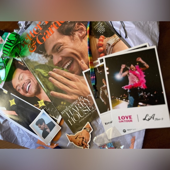 Harry Styles PLEASING nail polish bundle - Picture 6 of 7